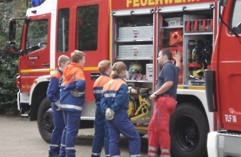 2006