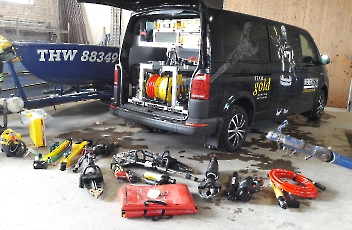Unfallrettung PKW mit THW_10