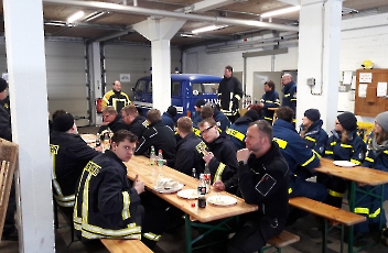 Unfallrettung PKW mit THW_12