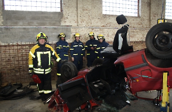Unfallrettung PKW mit THW_5
