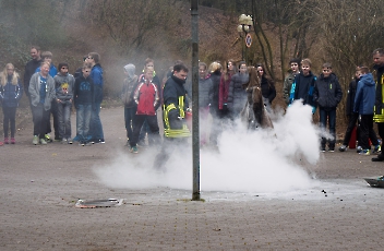 Brände und Brandbekämpfung - Feuerwehr am Gymnasium Porta Westfalica